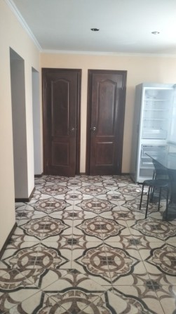 Здається 2-х кімн. квартира з гаражем.м-в Таращанський. - фото 1