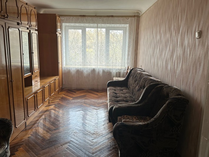 Оренда 2-х кім квартири  в центральній частині міста вул. Набережна,12 - фото 1