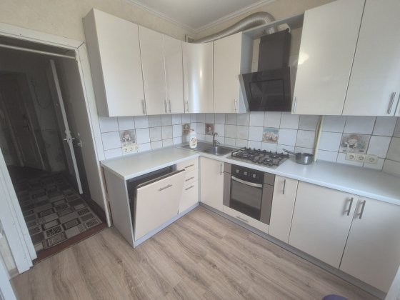 Здам  3 кімнатну квартиру на таращанському масиві Белая Церковь