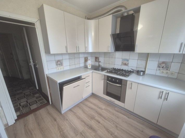 Здам  3 кімнатну квартиру на таращанському масиві - фото 1