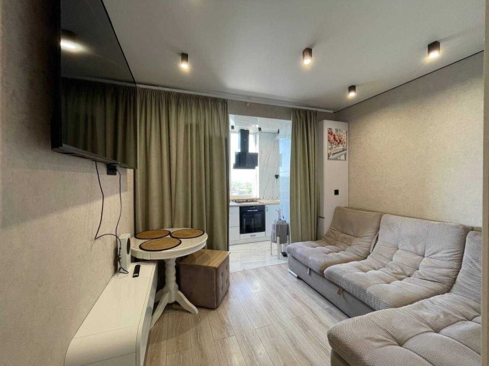 Оренда однокімнатної квартири з кухнею вітальнею Газ - фото 1