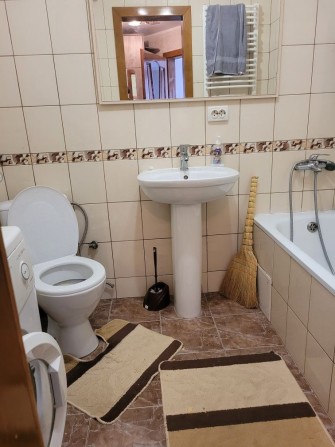 Оренда 1 км.кв.вул.ІНезалежності,Центр,автономне опалення - фото 1