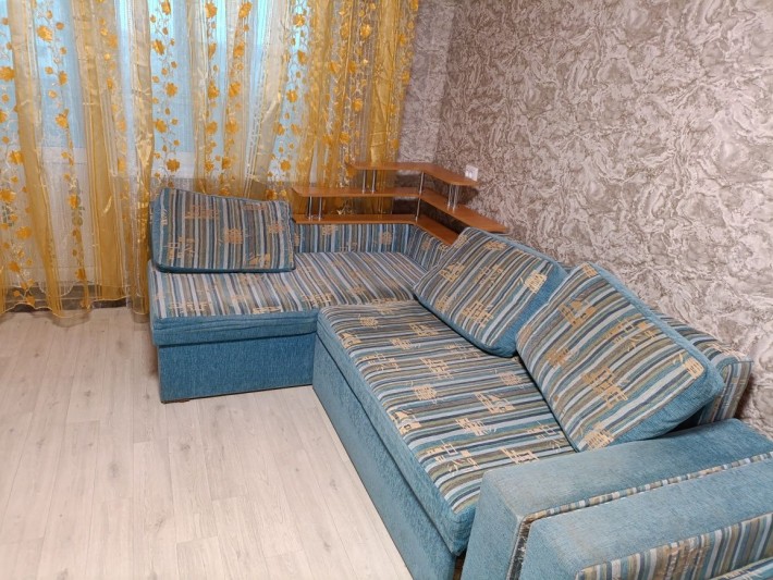 Задам на долгий срок однокомнатную квартиру на молодежном.район г.Стал - фото 1