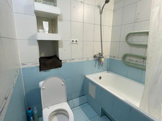 Здам квартиру однушку в центре. Все необходимое для жизни есть. Кременчук