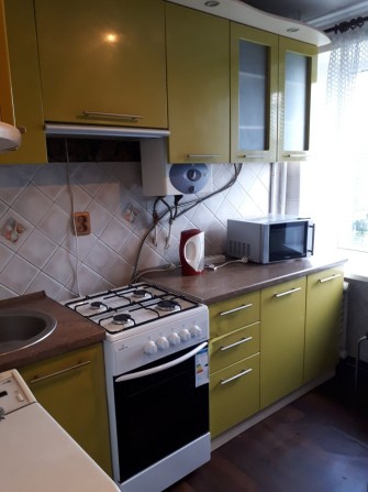 Оренда 3 км.кв.вул.Берегова(біля Центру),все є,можна на 1-3 міс.Вільно - фото 1