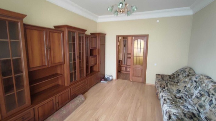 Соцгород 2-ка сталинка Кривий Ріг - фото 1