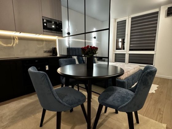 Оренда сучасної квартири. Центр, вул. Коновальця Івано-Франківськ