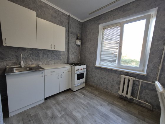 Сдам 1-комнатную квартиру на длительный срок Кривой Рог