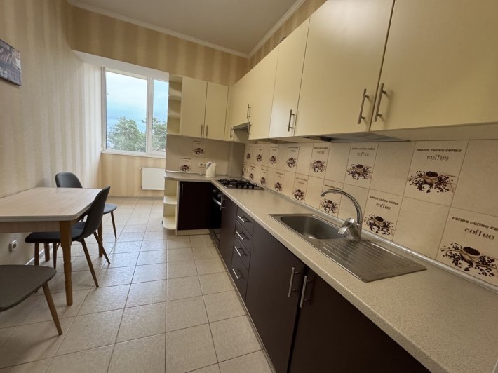 Оренда 1-но кімнатної квартири в центрі міста. - фото 1