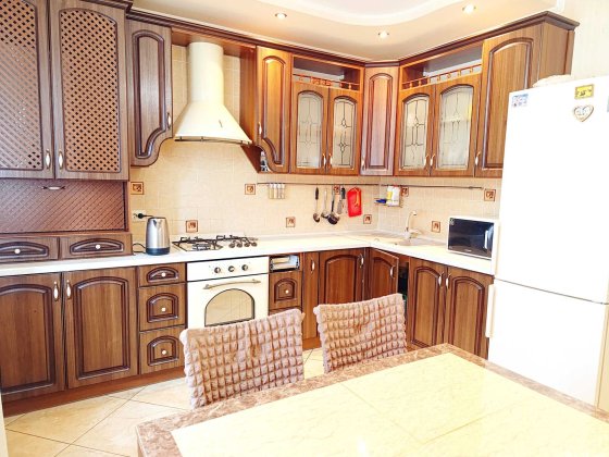 Оренда затишної та просторої квартири по вулиці Зарічанській Хмельницкий