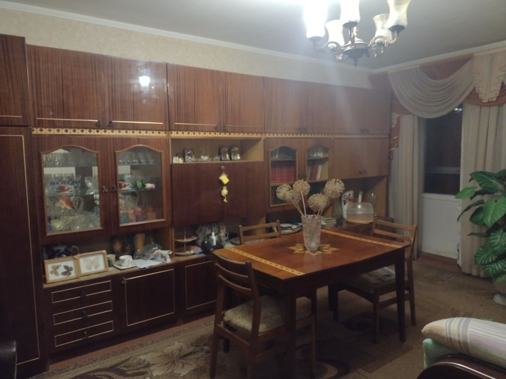 Оренда 3-кімнатної біля вокзалу Ірпінь! - фото 1