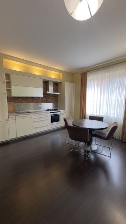 Здам 3-кімн.кв. 130 кв.м в парковій зоні, район річкового порту, центр - фото 1