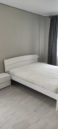 Оренда 2к квартири з новим ремонтом, поряд ліс та набережна. - фото 1