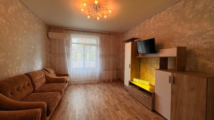 Оренда 2х кім квартири в центрі. Вул. Мартіна Шимановського - фото 1