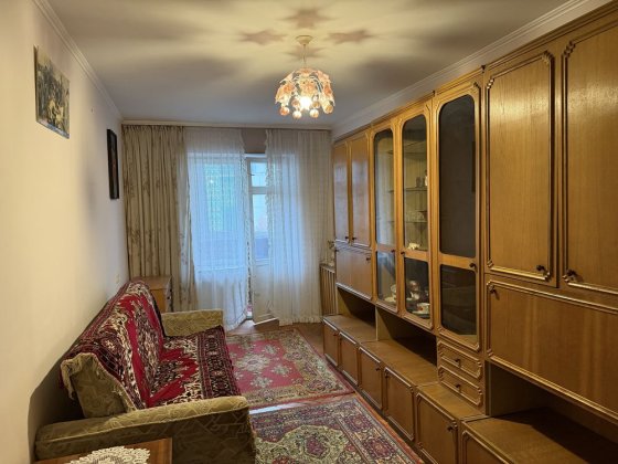 3-кімнатна квартира в Центрі Луцк