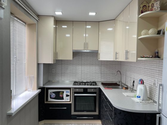 Здам двокімнатну квартиру, з новим ремонтом та меблями. Никополь