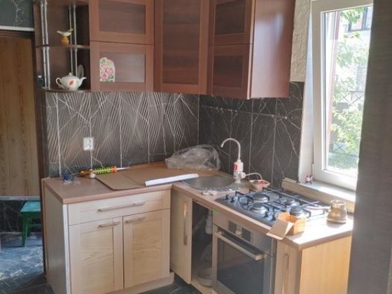 Здам  квартиру у центрі  Луцька  рй яровиця усі  зручност хороше місце Луцьк