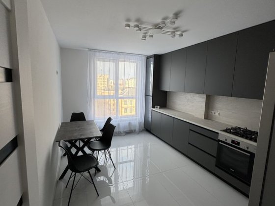 Від власника! Здається у оренду 3-х кім. кв. Перша здача. Івано-Франківськ