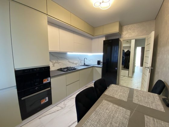 ПЕРША ЗДАЧА! Оренда стильної 3-кімнатної квартири. ТЦ Велес р-н КАСКАД Івано-Франківськ