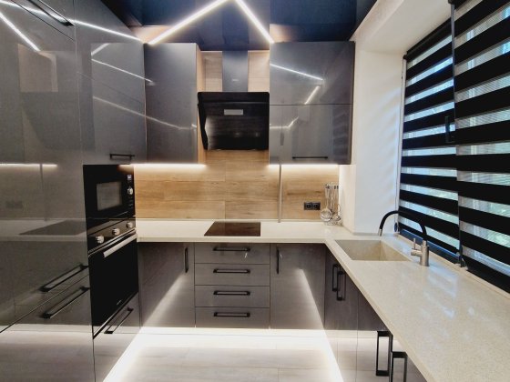 Оренда  1 кімнатної квартири в ЦМ! Кривой Рог