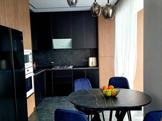 Власник. Здача  дворівневої квартири з великою терасою Івано-Франківськ