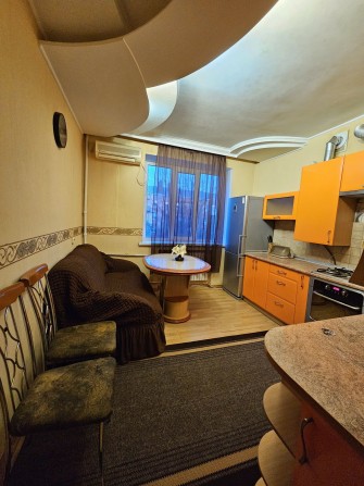 Оренда 2х.кімнатної квартири.Центр.Поруч ТД  ЦУМ. - фото 1