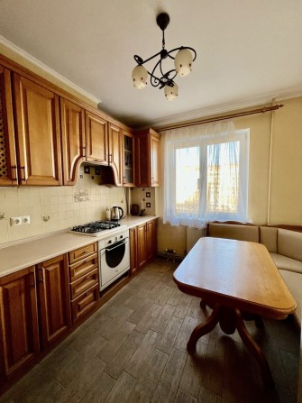 Здається в оренду двокімнатна квартира по вул. Івана Павла ІІ, 18. - фото 1