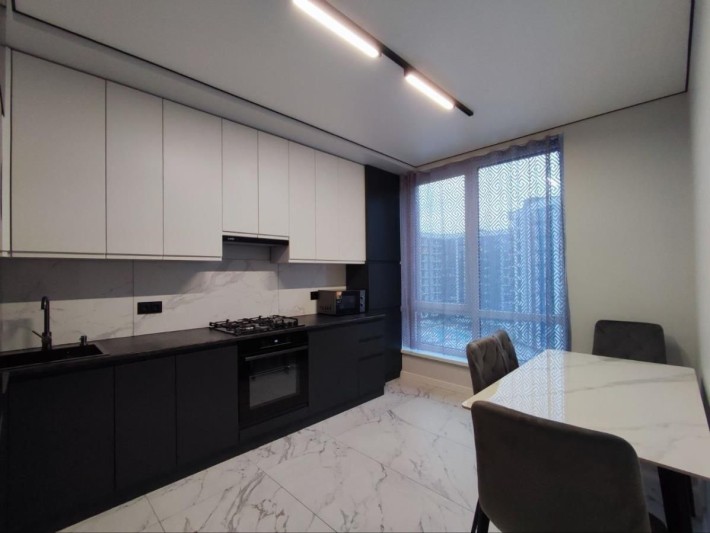 Здам в оренду 2 кім квартиру в центрі; - фото 1