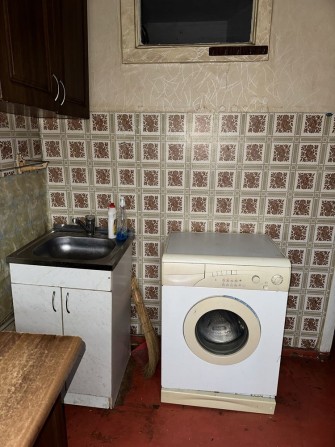 Поділ 1 кімнатна квартира - фото 1