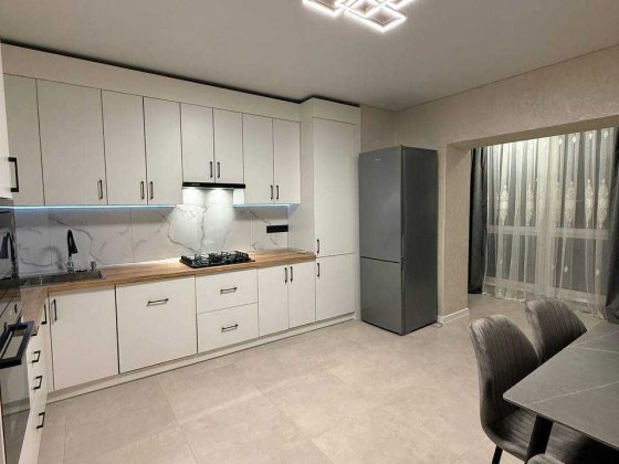 Здаю 2 кімнатну квартиру біля парку Ивано-Франковск