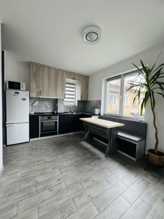 Здається 1 кімнатна квартира. Нова - фото 1