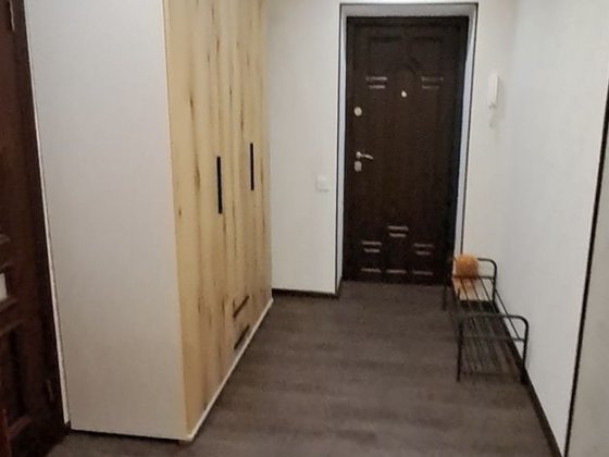 Довготривала оренда  3к квартири від власника  вул. Катеринівська 16 А Кривой Рог