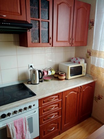 Здам 2 кімнатну квартиру вул. Київська - фото 1