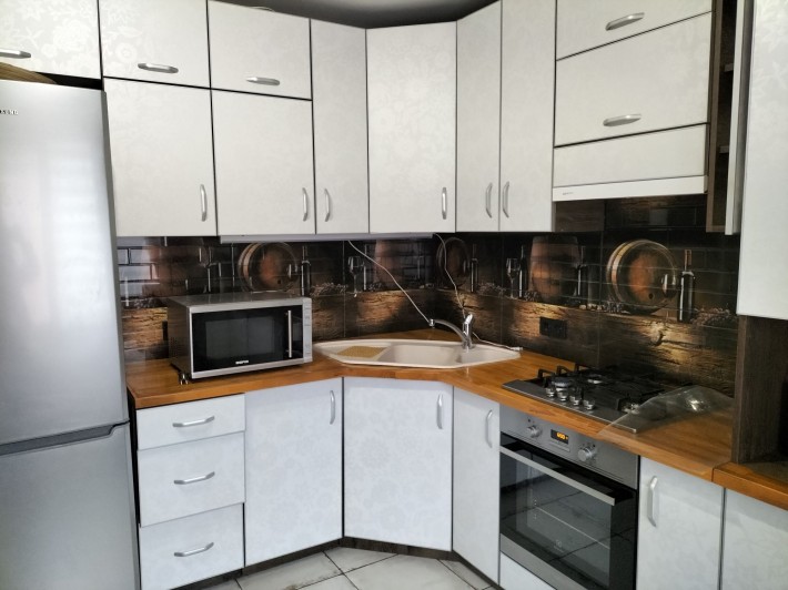 Здається 2к.кв на Ковпака - фото 1