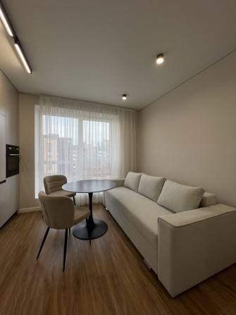 довгострокова оренда (1 кімнатна) квартири Щасливе - фото 1