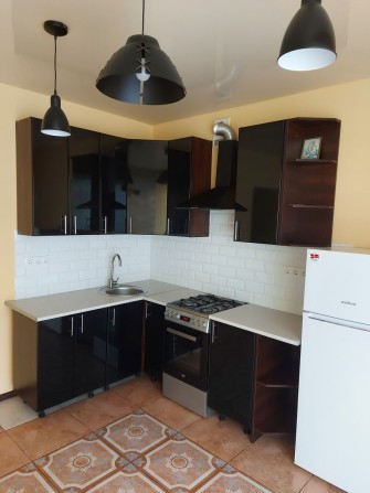 Оренда.  ВЛАСНИК. 2 Кімнатна на Щасливому. - фото 1