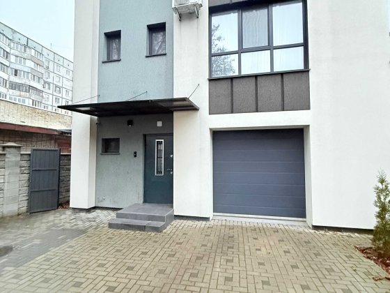 Здам в оренду котедж Ровно