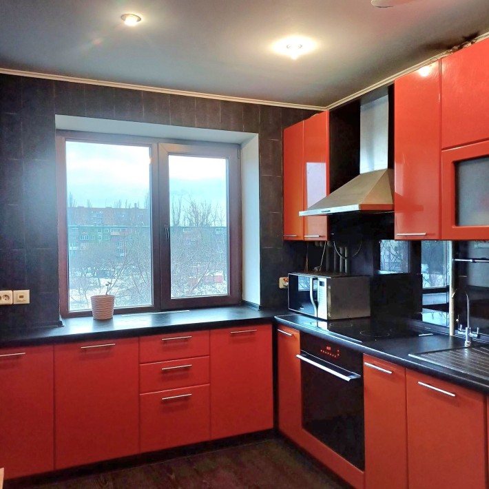 Двокімнатна з автономкою. ОЛІМП. Катеринівська 5 - фото 1