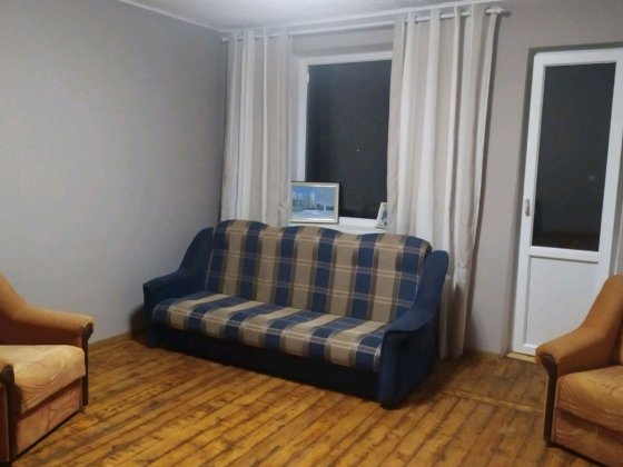 Червона,3-х кімнатна, для Командировочних. Кривой Рог