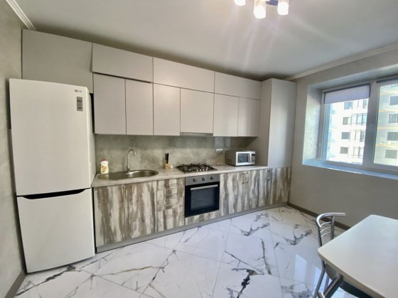 1 кімнатна Нац. Гвардії. Біля Парку. Ивано-Франковск