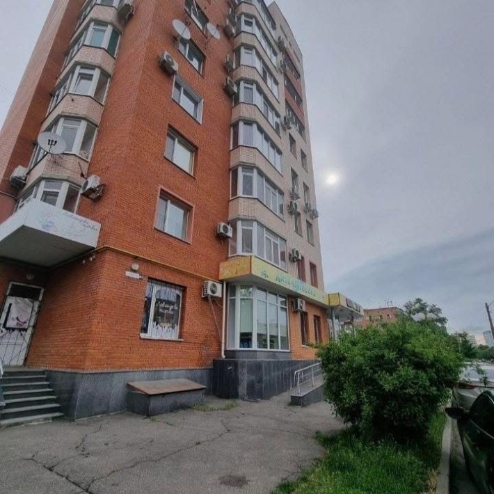 Новобудова на Подолі - фото 1