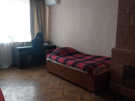 Здам квартиру в центрі м.Івано Франківськ  1кімната 50 кв.м біля 100 м Івано-Франківськ