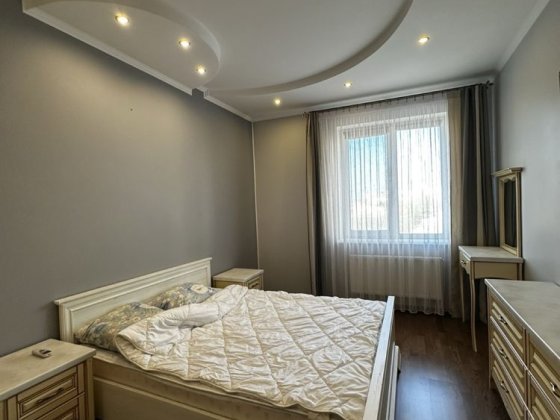 Оренда 3 кімнатноі квартири у приватному будинку Івано-Франківськ