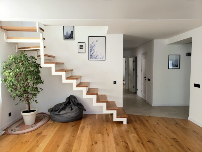 Квартира 4 кімнати парк Нац. Відродження - фото 1