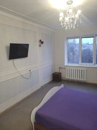 Здається 2х кімнатна квартира  з меблями  ( чешка) - фото 1