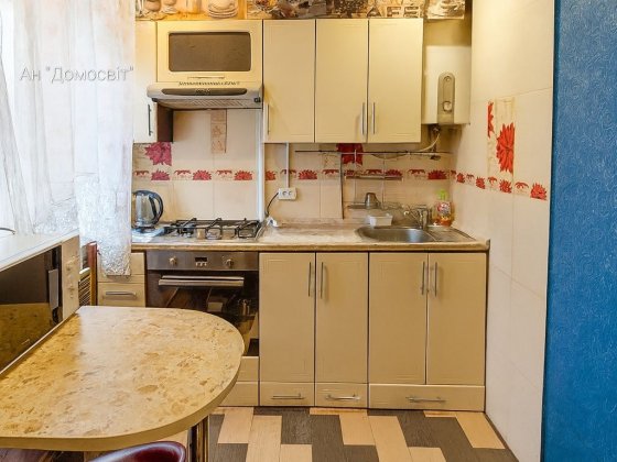 ОРЕНДА 1-кім. квартири, Центр, можна з тваринкою !!! Ровно