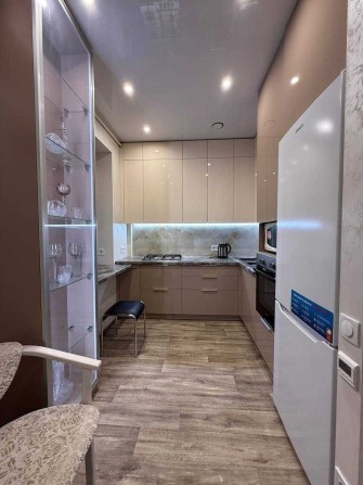 Оренда 2к квартири на 96 кварталі ПЕРША ЗДАЧА - фото 1