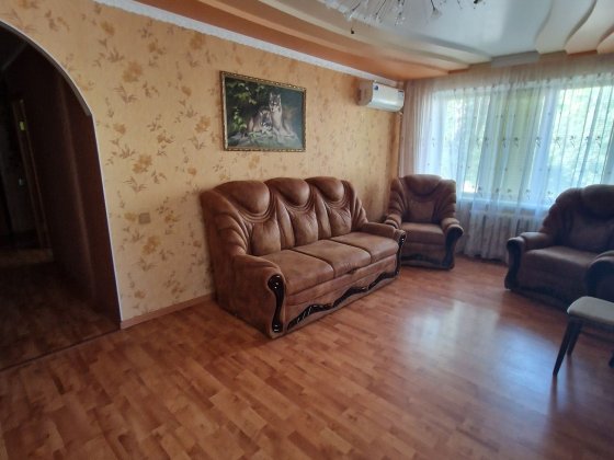 Оренда Артем 3рикімнатна Космонавтів Кривой Рог