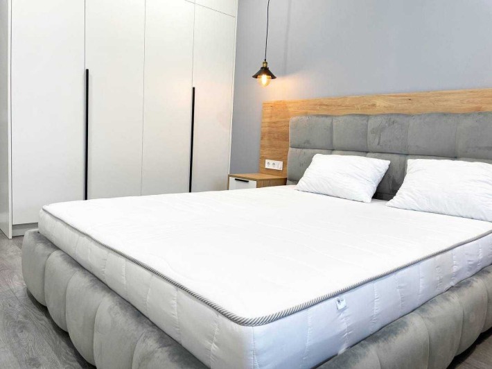 Оренда стильної 1-кім. на Целевича - фото 1