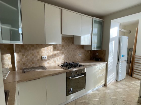 Оренда 2 кімнатна квартира вул. Молодіжна Івано-Франківськ